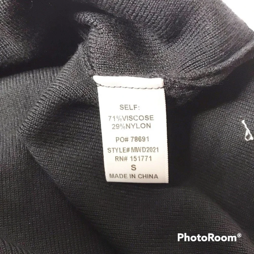 Le Lis black asymmetric sleeve black sweater dress size S NWT - Picture 3 of 4